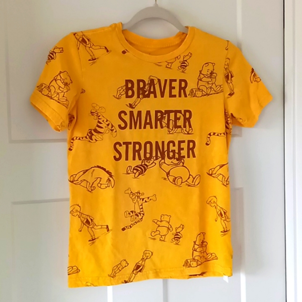 EUC Disney Winnie The Pooh Kid's T-shirt Size M/7-8